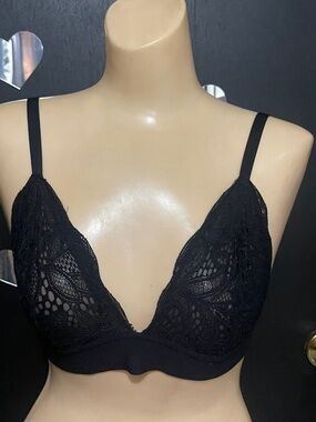 Lively Black Lace Plunge Bralette (L)